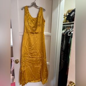 Vintage Elegant silky Gold Sleeveless Dress